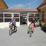 מלון Mejeri 3*